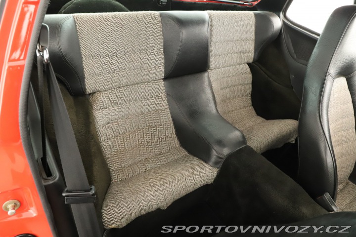 Porsche 924 1977