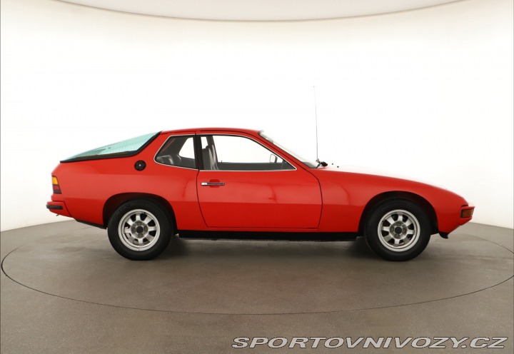 Porsche 924 1977