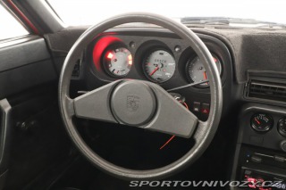 Porsche 924  1977