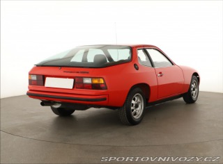 Porsche 924  1977
