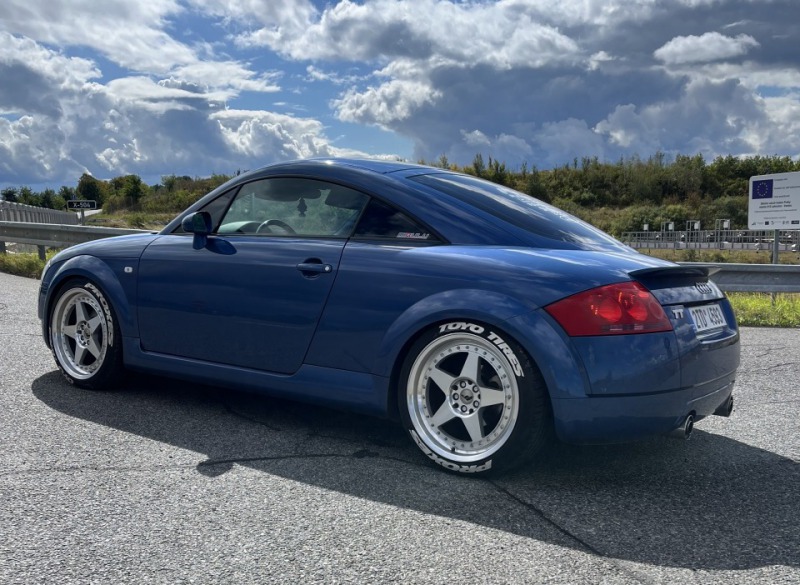 Audi TT 