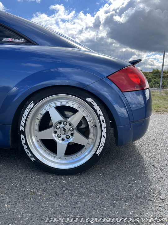 Audi TT  2002