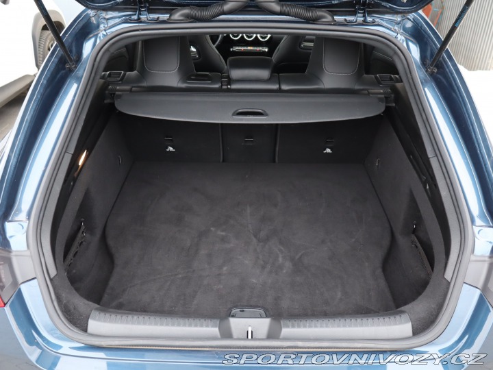 Mercedes-Benz CLA Progressive 250e 2022