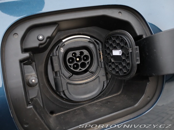 Mercedes-Benz CLA Progressive 250e 2022