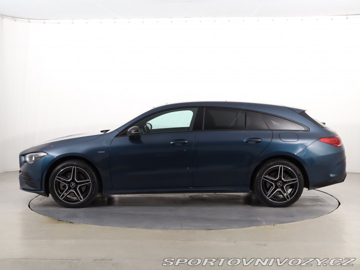 Mercedes-Benz CLA Progressive 250e 2022