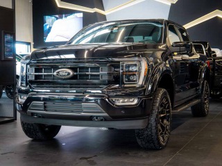 Ford  F-150 5.0 V8 Lariat 2" Lif