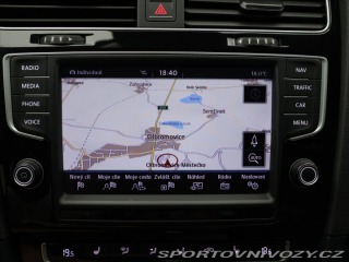 Volkswagen Golf 2,0 TSI R 221kW DSG 4Moti 2015