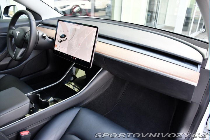 Tesla Model 3 LONG RANGE DUAL MOTOR TAŽ 2020