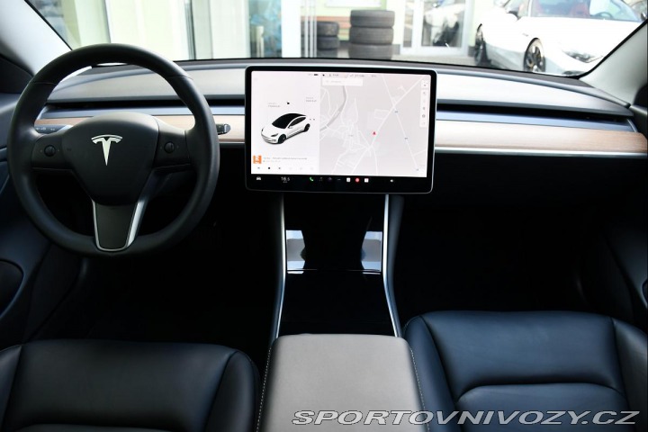 Tesla Model 3 LONG RANGE SoH 92% TAŽNÉ 2020