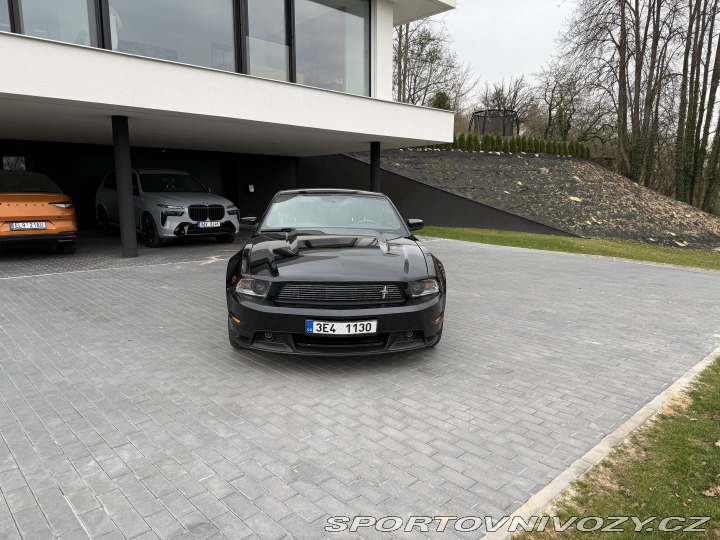 Ford Mustang GT/CS 2011