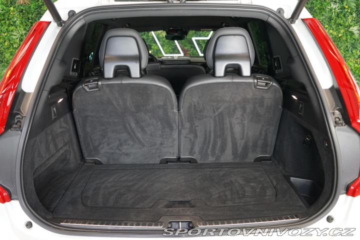Volvo Ostatní modely XC90 T8 AWD Recharge R-Design 2020