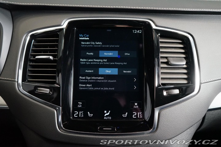 Volvo Ostatní modely XC90 T8 AWD Recharge R-Design 2020