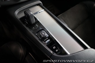 Volvo Ostatní modely XC90 T8 AWD Recharge R-Design 2020