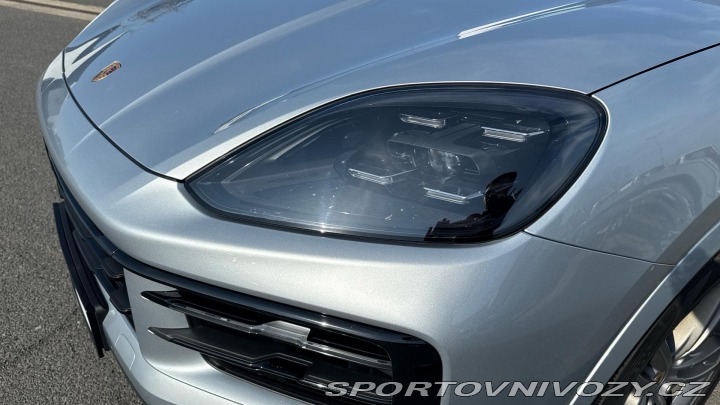 Porsche Cayenne E-Hybrid 2024