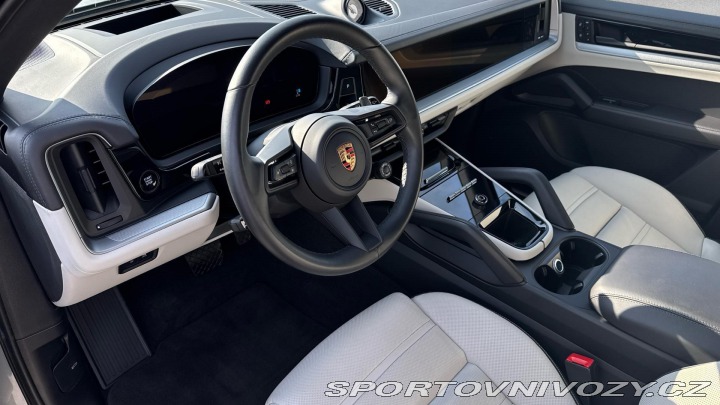 Porsche Cayenne E-Hybrid 2024