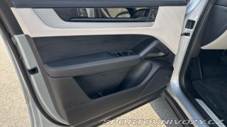 Porsche Cayenne E-Hybrid 2024