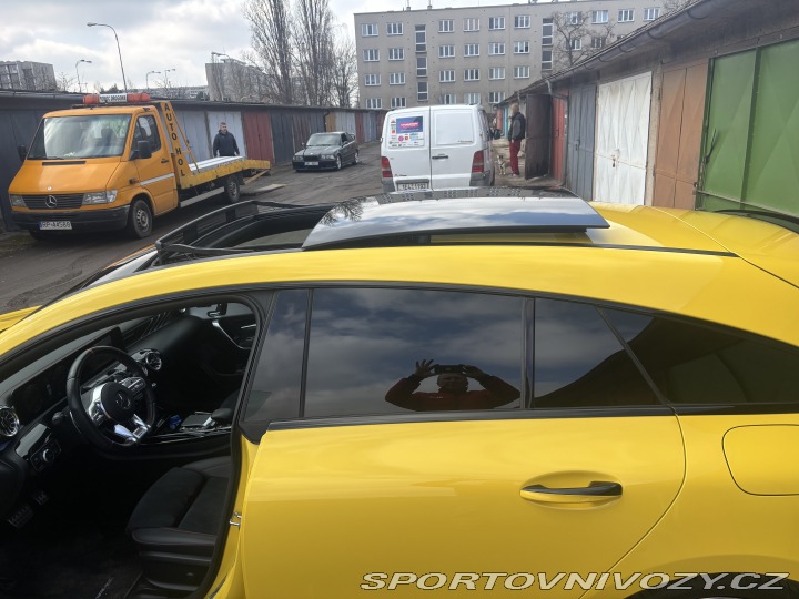 Mercedes-Benz CLA 35 AMG 2021