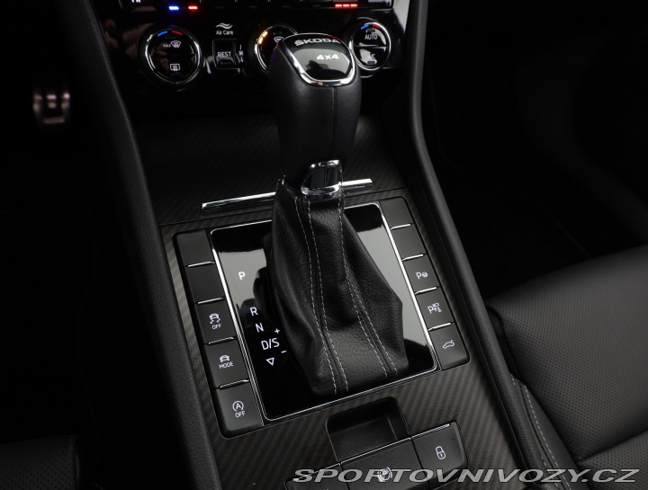 Škoda Superb Sportline 2.0 TSI 2023