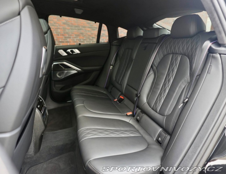 BMW X6 M60i 4.4 V8 xDrive *M SP 2024