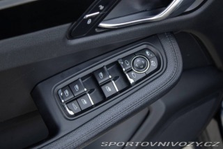 Porsche Macan  2017