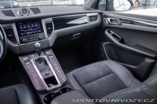Porsche Macan  2017