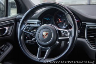 Porsche Macan  2017