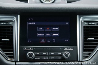 Porsche Macan  2017