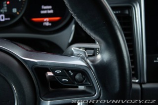 Porsche Macan  2017