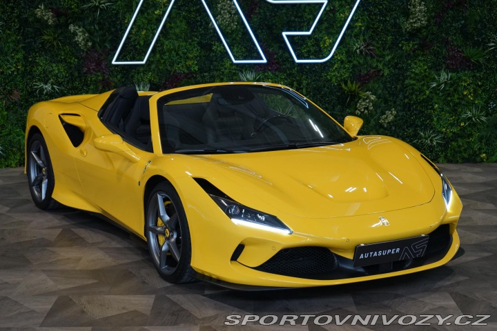 Ferrari F8 Spider LIFT LED ACC P-Dis 2023