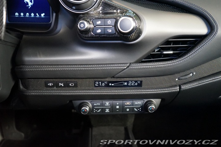 Ferrari F8 Spider LIFT LED ACC P-Dis 2023