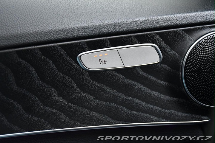 Mercedes-Benz C 300de ACC TAŽNÉ LED CARPL 2020