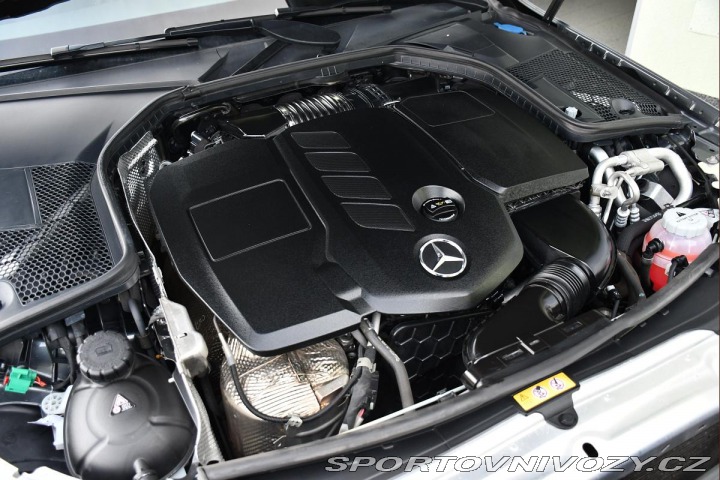 Mercedes-Benz C 300de ACC TAŽNÉ LED CARPL 2020