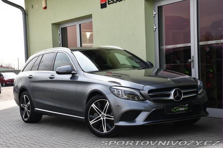 Mercedes-Benz C 300de ACC TAŽNÉ LED CARPL 2020