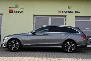 Mercedes-Benz C 300de ACC TAŽNÉ LED CARPL 2020
