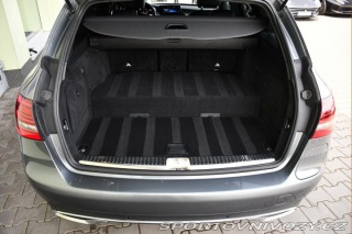 Mercedes-Benz C 300de ACC TAŽNÉ LED CARPL 2020