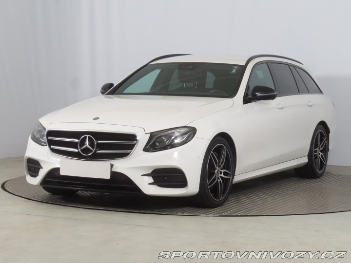 Mercedes-Benz E AMG Paket E 300 d 2019