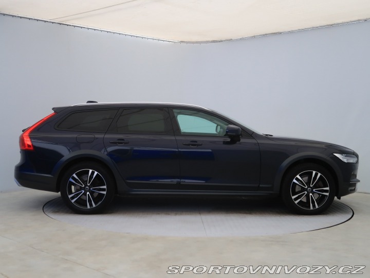Volvo V90 Cross Country D5 2.0 AWD 2018
