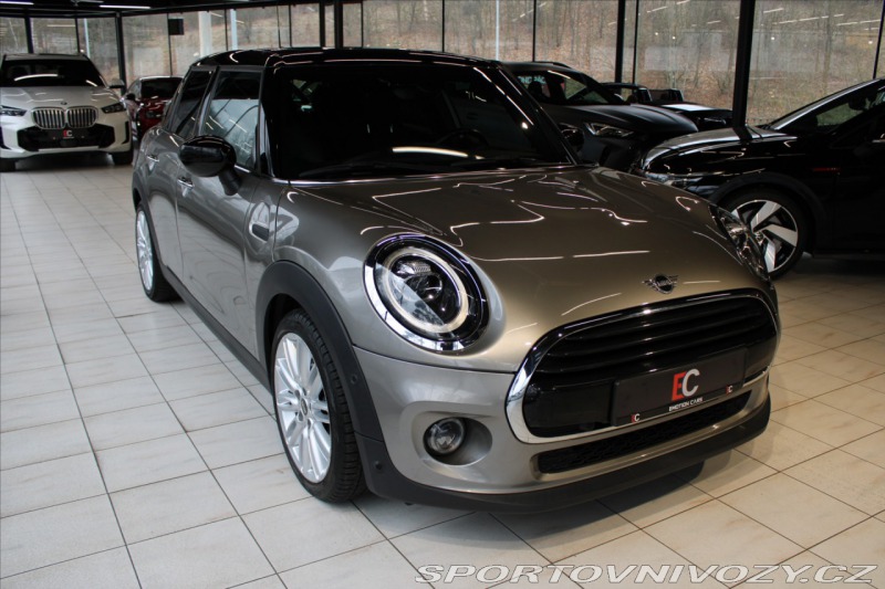 Mini Cooper 1,5 Chilli / LED / Pano