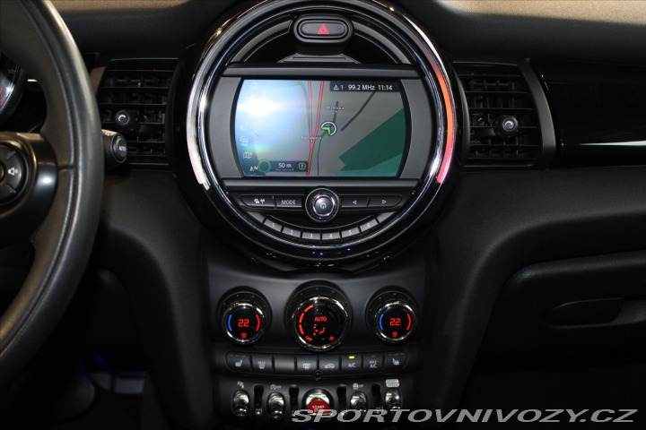 Mini Cooper 1,5 Chilli / LED / Pano 2020