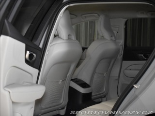Volvo V60 2,0 T6 AWD Plus Dark 2025