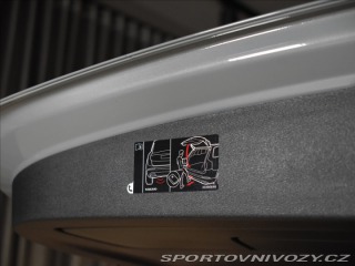Volvo V60 2,0 T6 AWD Plus Dark 2025