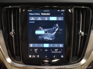 Volvo V60 2,0 T6 AWD Plus Dark 2025
