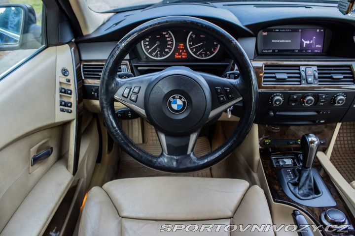 BMW 5 540 i A/T 2006