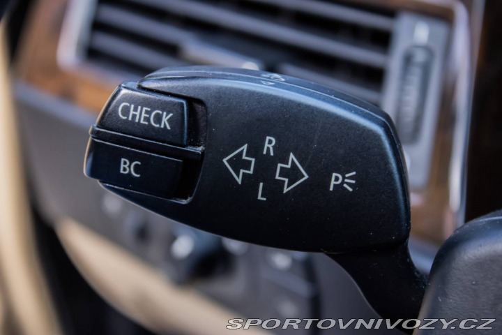 BMW 5 540 i A/T 2006