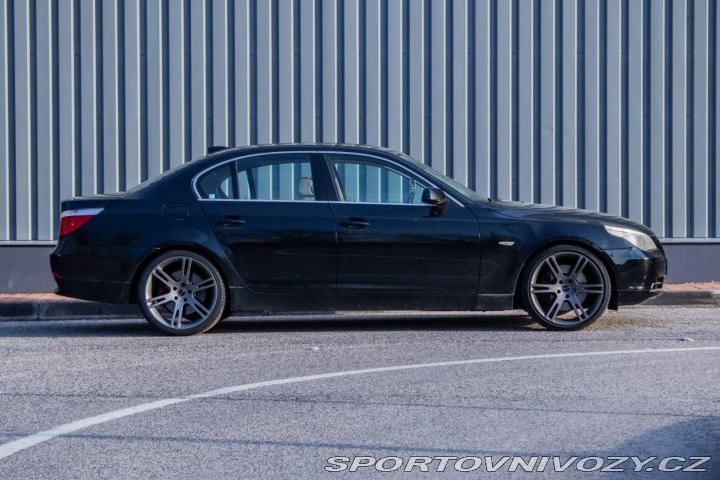 BMW 5 540 i A/T 2006