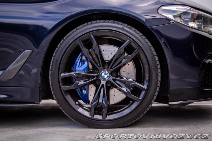 BMW 5 M550d xDrive A/T 2019