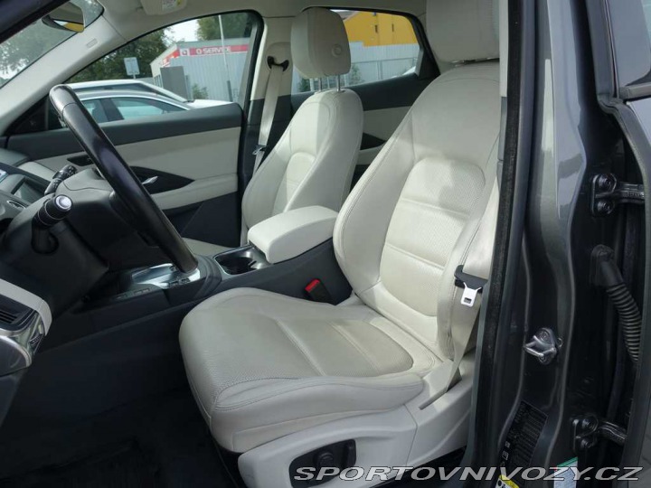 Jaguar E-Pace 2,0 SE D180 4x4 2019