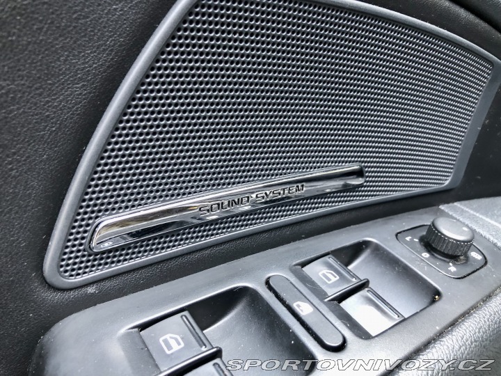 Škoda Superb V6 191kW Laurin & Klement 2012