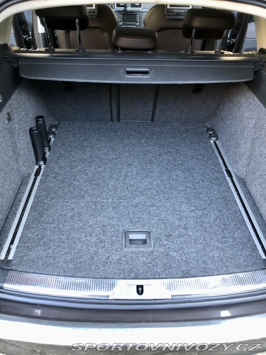 Škoda Superb V6 191kW Laurin & Klement 2012
