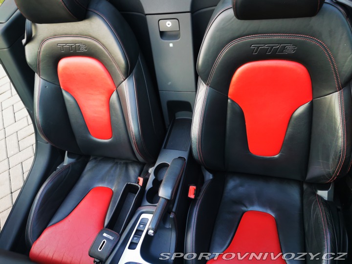 Audi TT TTS ROADSTER 2011